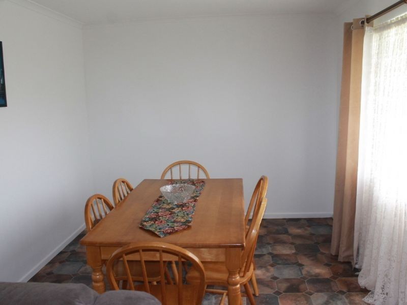 35 Moore Street, Emmaville NSW 2371