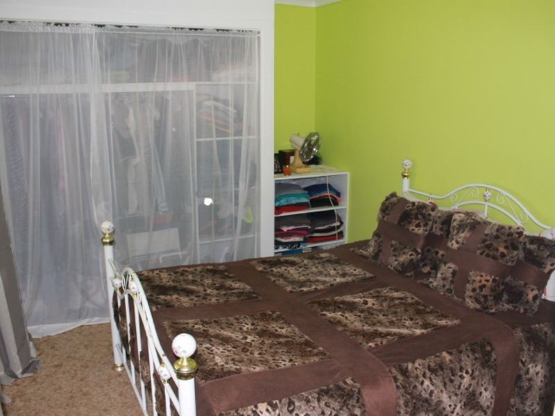 35 Moore Street, Emmaville NSW 2371