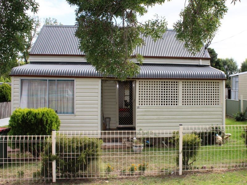 130 Taylor Street, Glen Innes NSW 2370