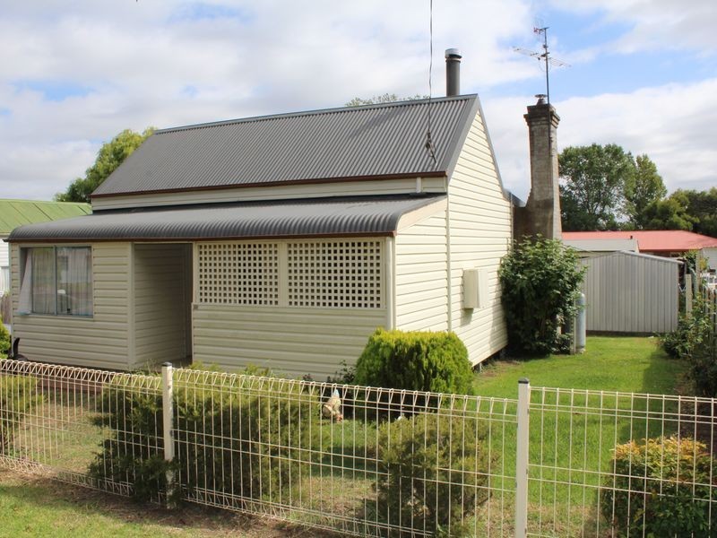 130 Taylor Street, Glen Innes NSW 2370