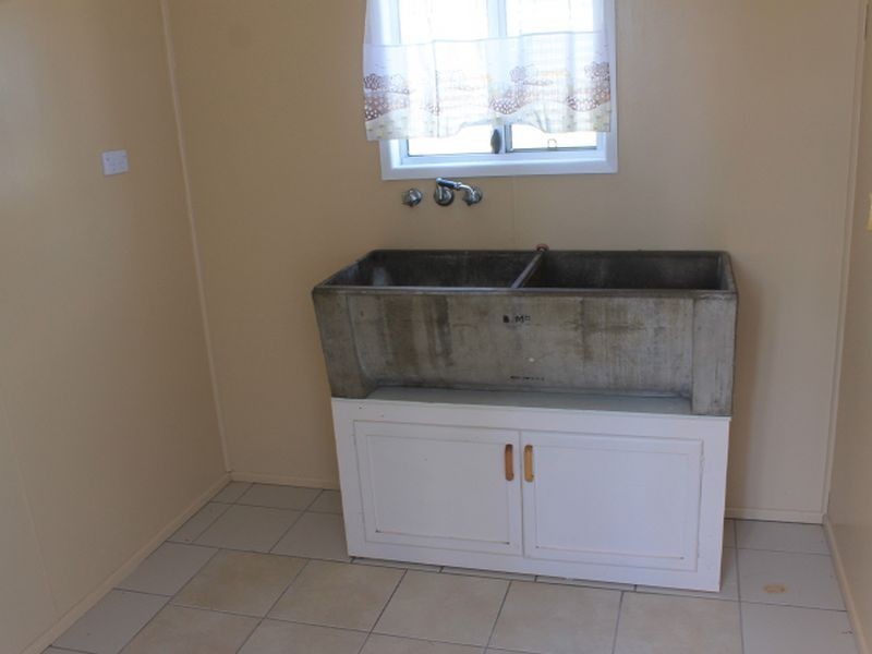 117 Moore Street, Emmaville NSW 2371