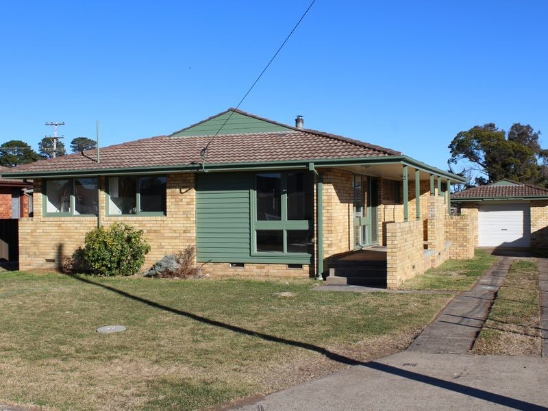 2 Railway Street, Glen Innes NSW 2370
