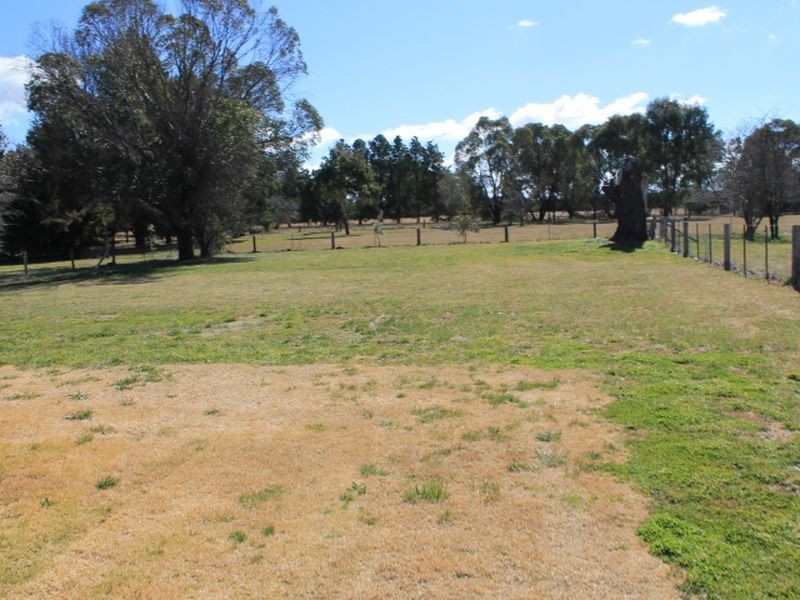 8 Camp St, Glencoe NSW 2365