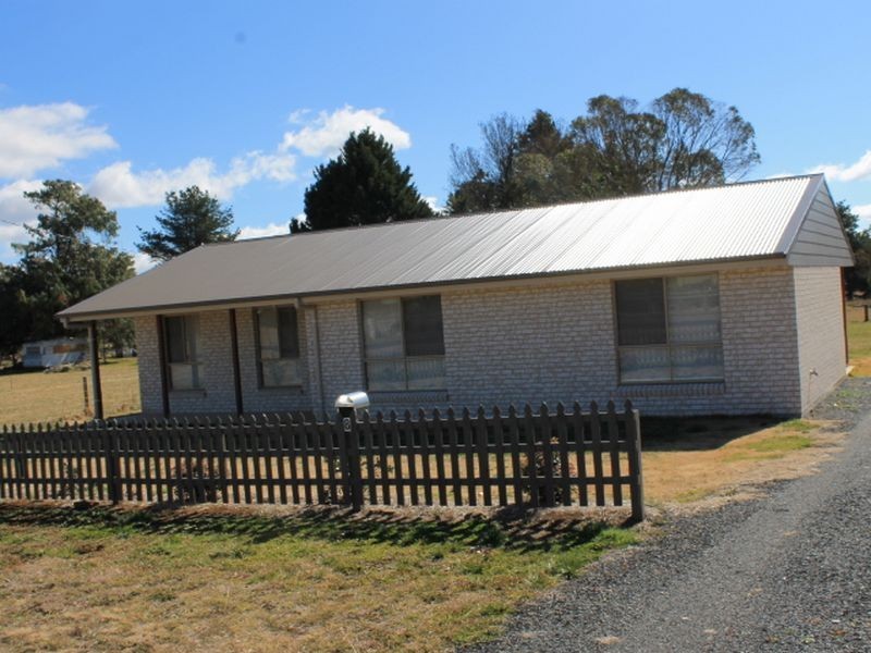 8 Camp St, Glencoe NSW 2365