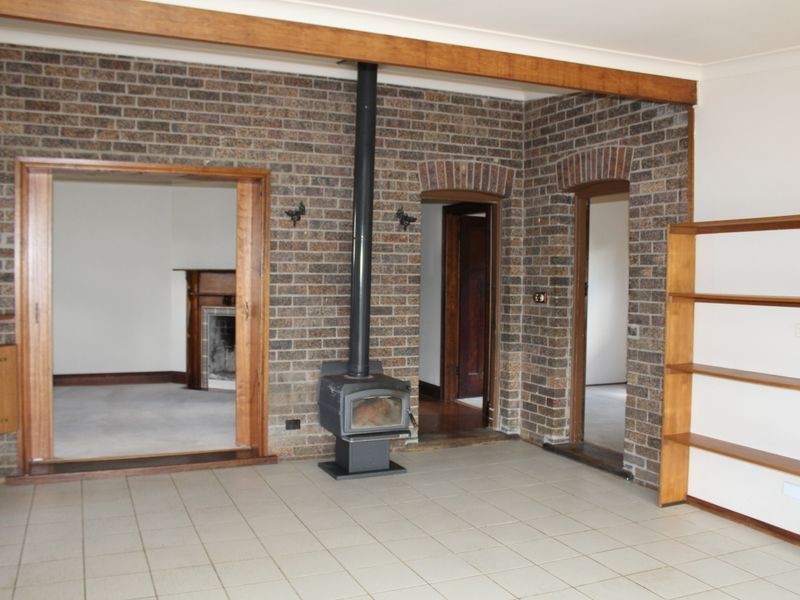 112 Bourke Street, Glen Innes NSW 2370