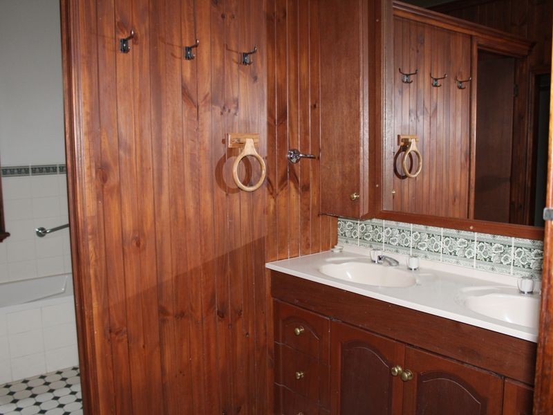 112 Bourke Street, Glen Innes NSW 2370