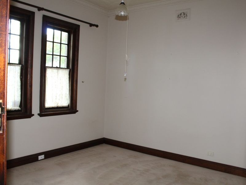 112 Bourke Street, Glen Innes NSW 2370