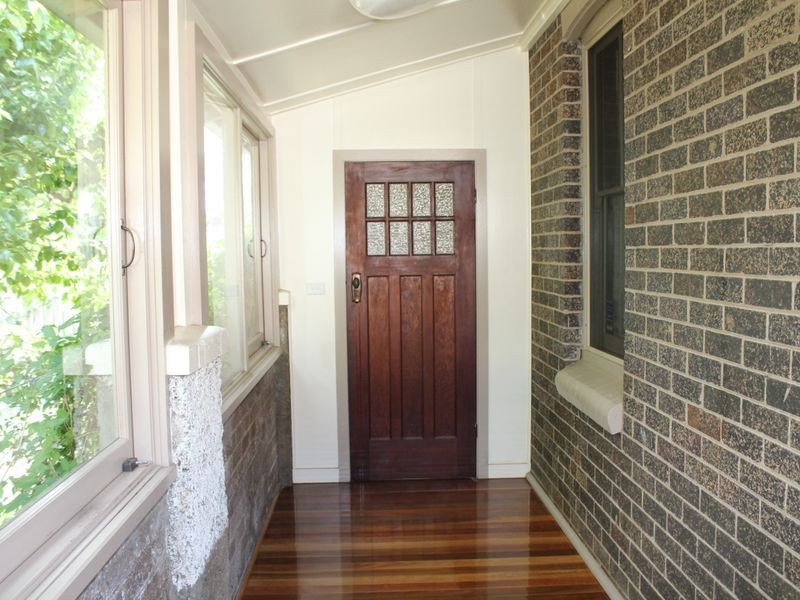 112 Bourke Street, Glen Innes NSW 2370