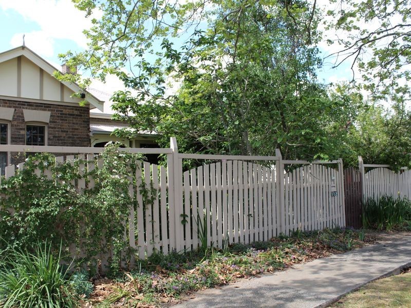 112 Bourke Street, Glen Innes NSW 2370