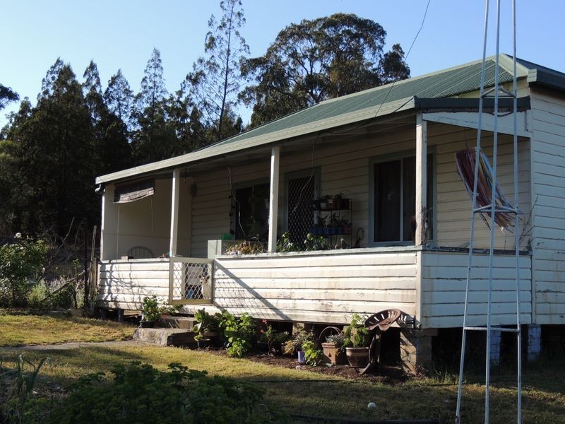 1 Moore Street, Emmaville NSW 2371