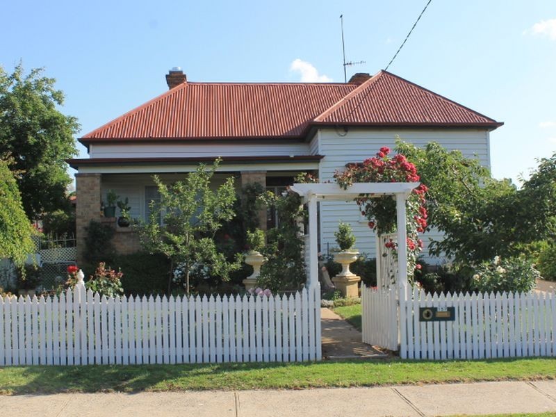 157 Meade Street, Glen Innes NSW 2370