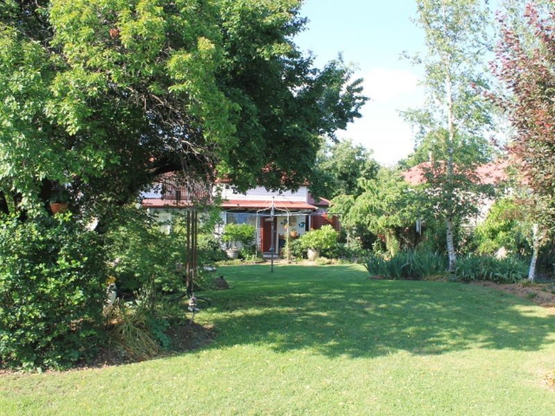 157 Meade Street, Glen Innes NSW 2370