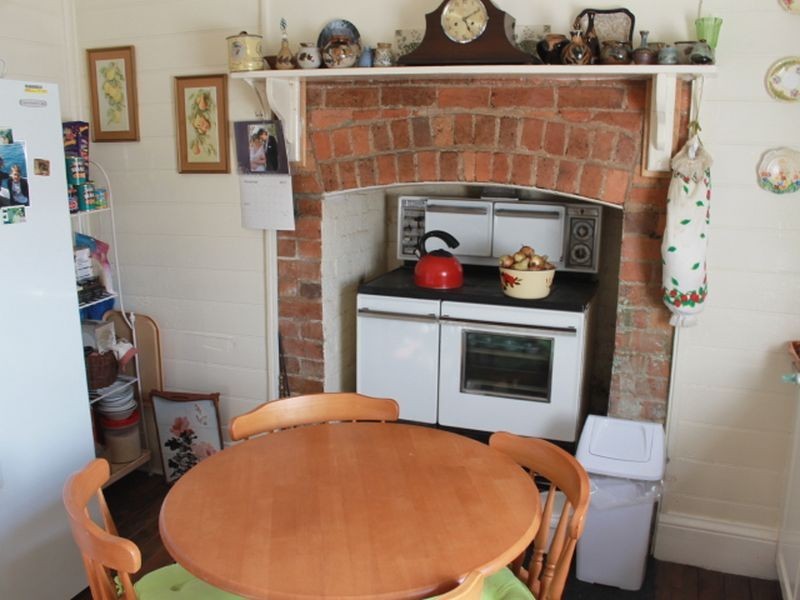 157 Meade Street, Glen Innes NSW 2370