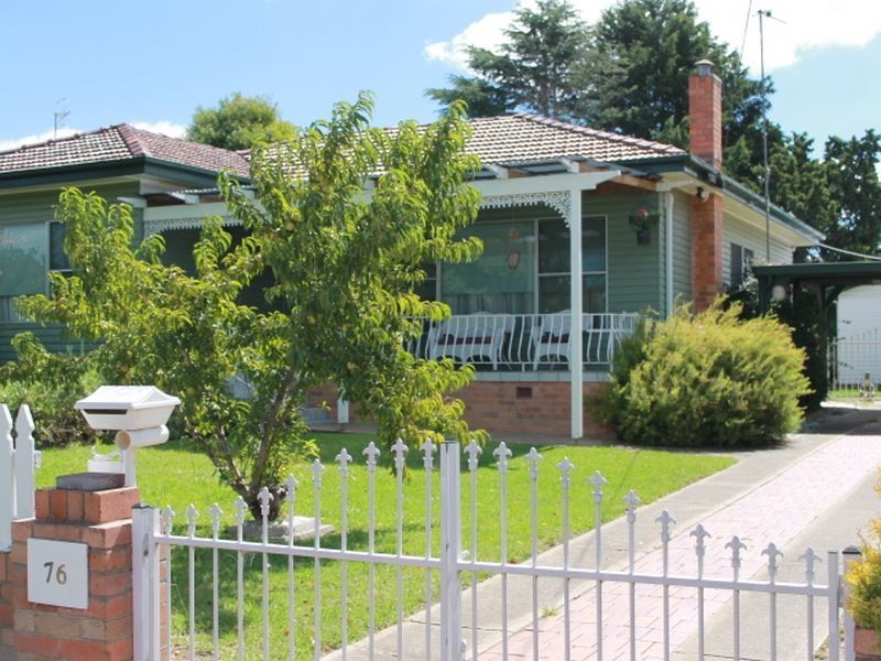 76 Hunter St, Glen Innes NSW 2370