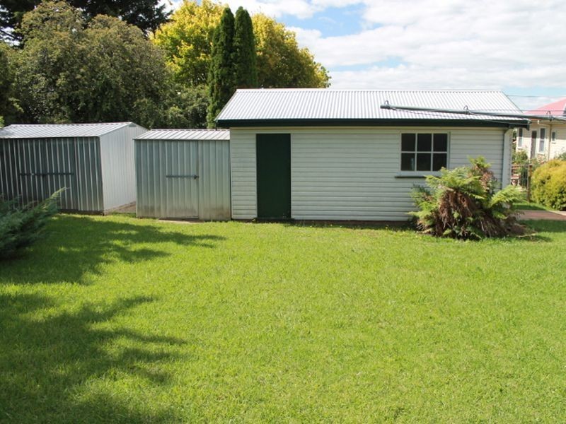 76 Hunter St, Glen Innes NSW 2370