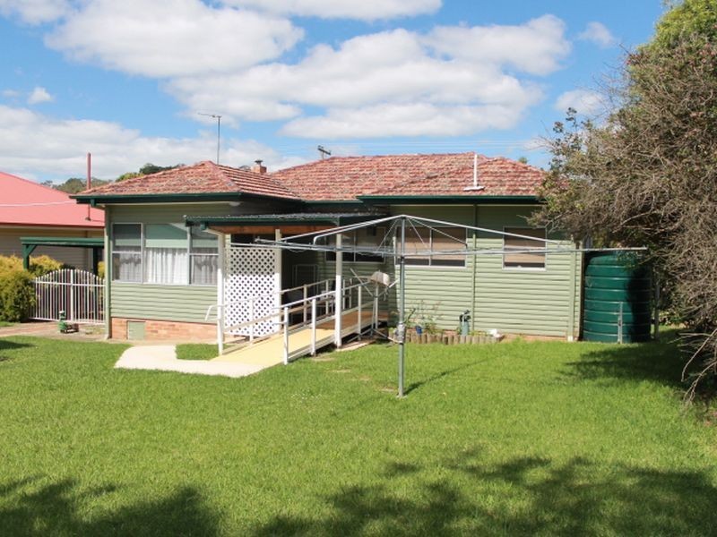 76 Hunter St, Glen Innes NSW 2370