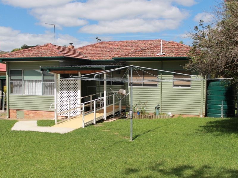 76 Hunter St, Glen Innes NSW 2370
