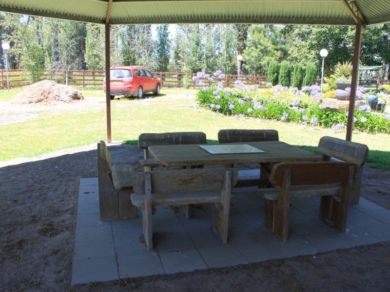 97 Yarrowlee Rd, Pinkett NSW 2370