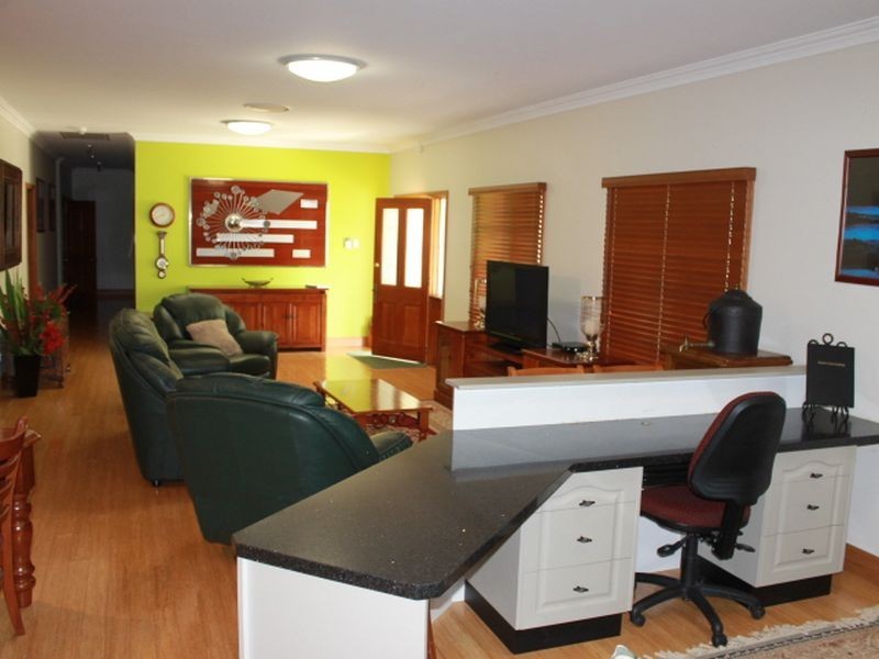 21 Church Street, Glen Innes NSW 2370