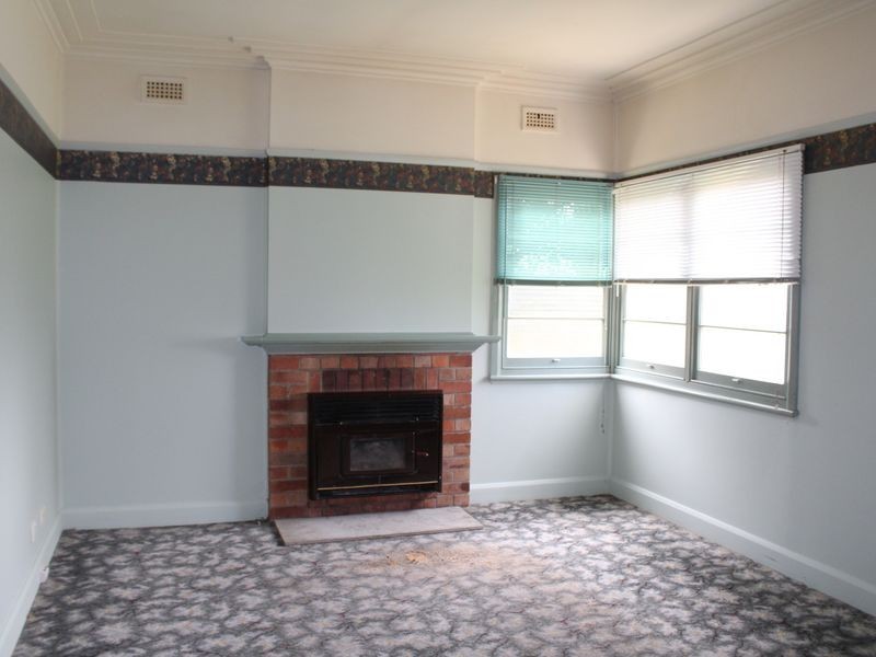 68 Railway Street, Glen Innes NSW 2370