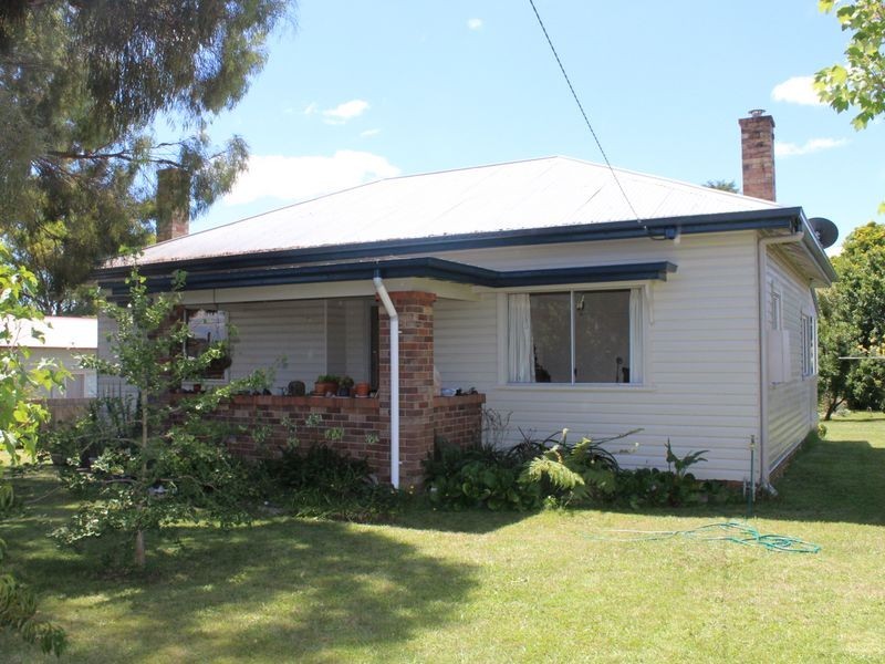 20 Glasson Street, Glen Innes NSW 2370