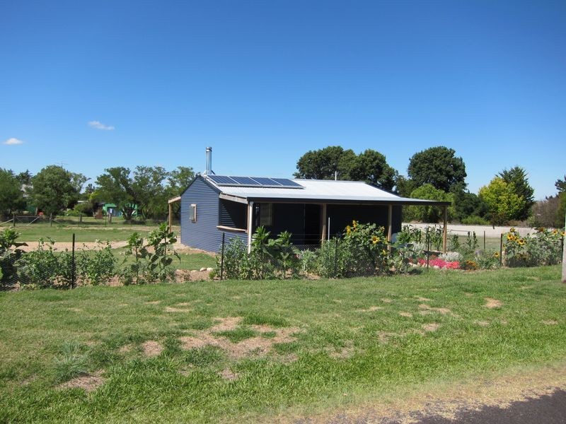 15 Bourke  Street, Deepwater NSW 2371