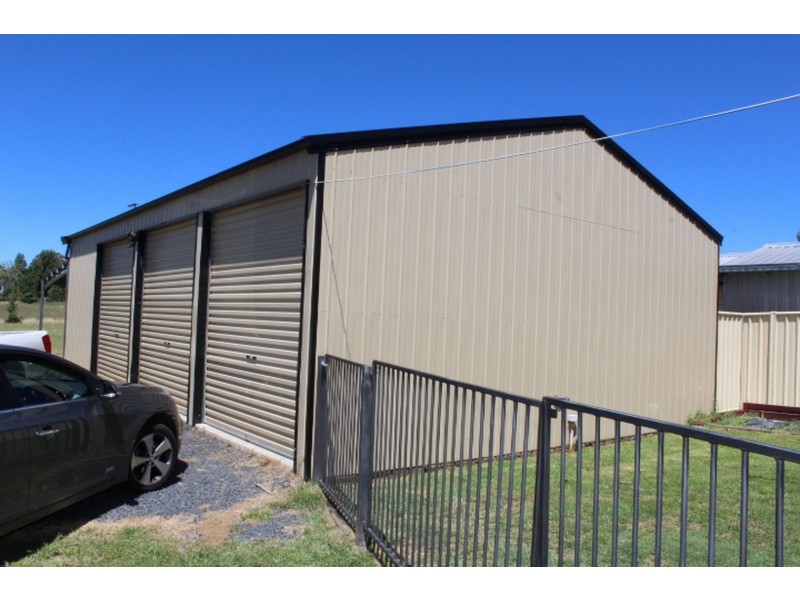 75 Hunter Street, Glen Innes NSW 2370