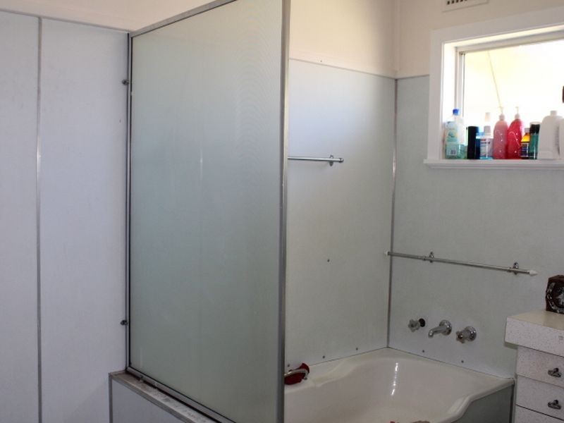 75 Hunter Street, Glen Innes NSW 2370