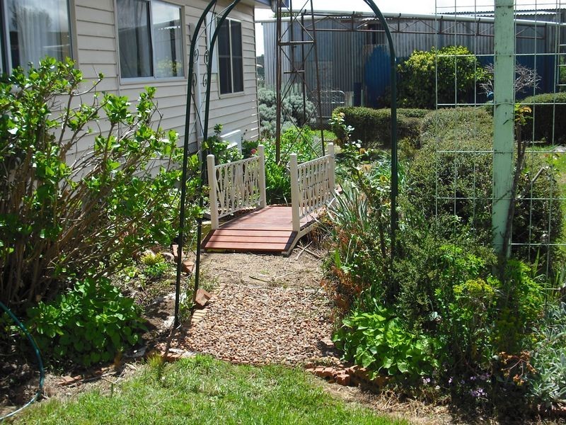 36 Victoria Street, Red Range NSW 2370