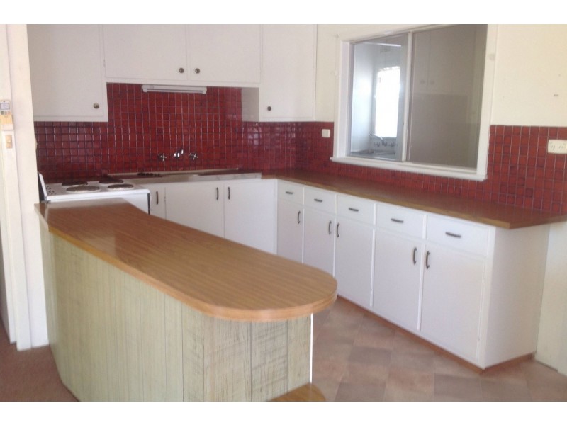 34 Lewis Street, Glen Innes NSW 2370