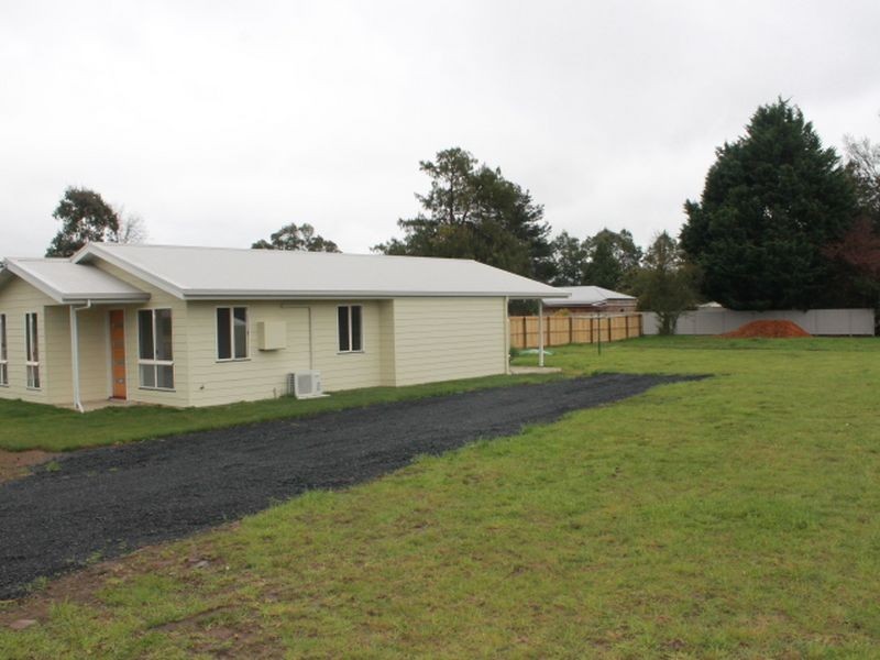 10 Camp St, Glencoe NSW 2365