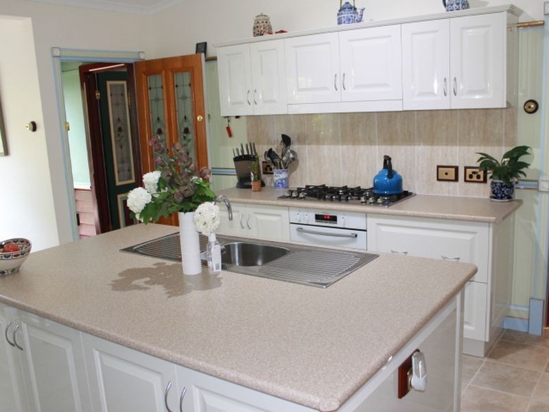 - Meade Street, Glen Innes NSW 2370