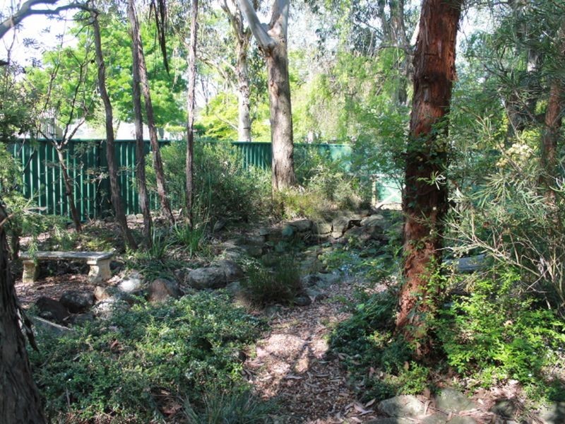 - Meade Street, Glen Innes NSW 2370