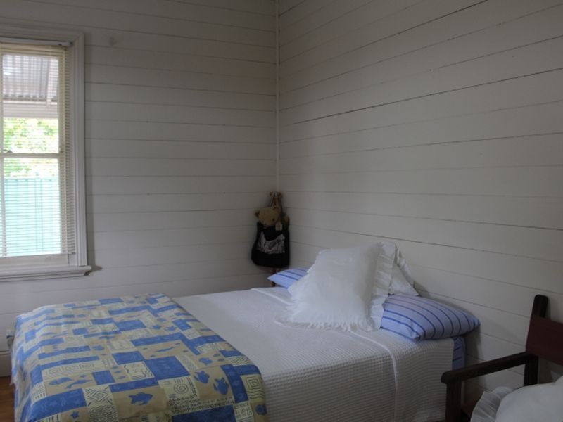 69 Meade Street, Glen Innes NSW 2370