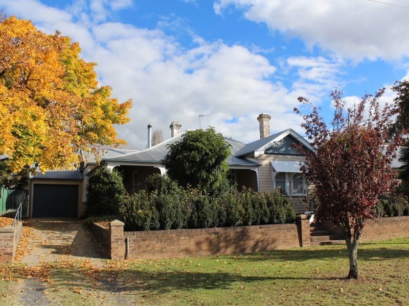 69 Meade Street, Glen Innes NSW 2370