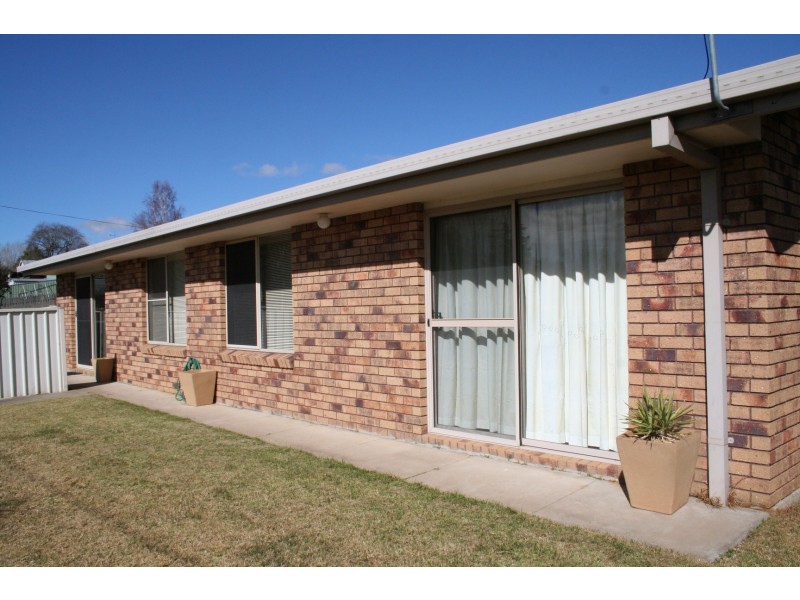 1 Legh Street, Glen Innes NSW 2370