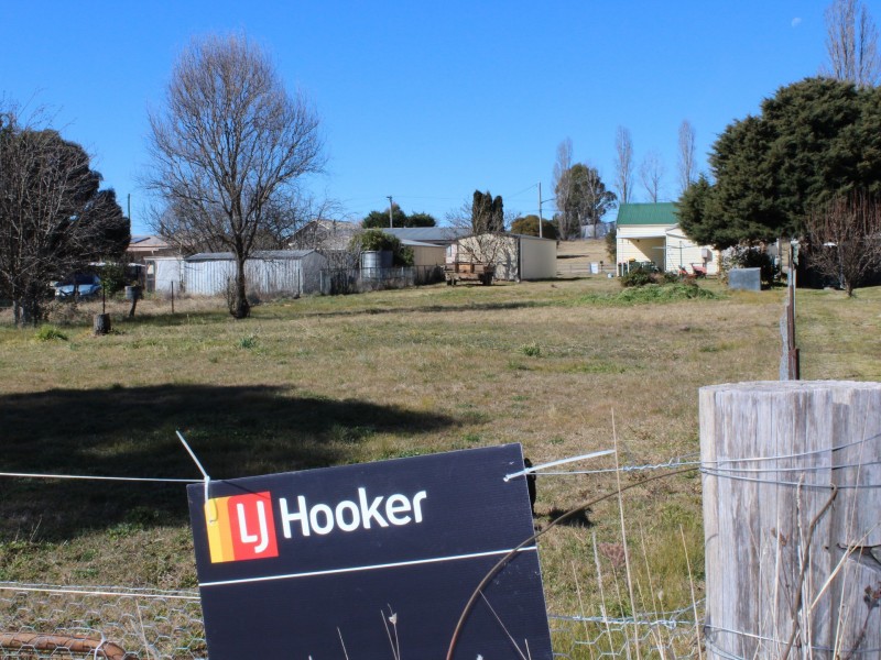 138 Coronation Avenue, Glen Innes NSW 2370
