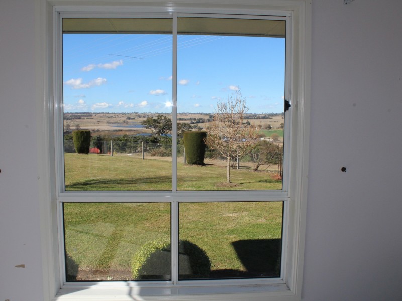 39 Robinson Avenue, Glen Innes NSW 2370