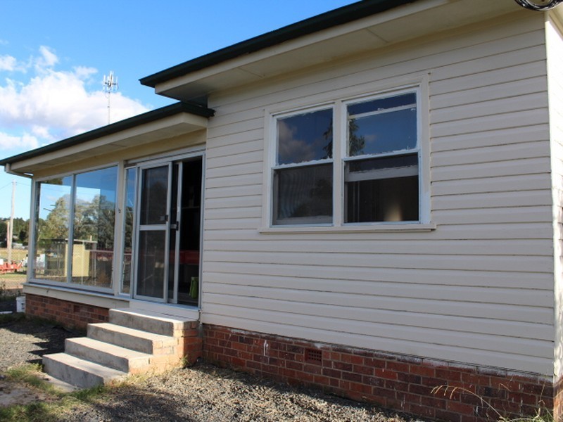 13 Oliver Street, Glen Innes NSW 2370