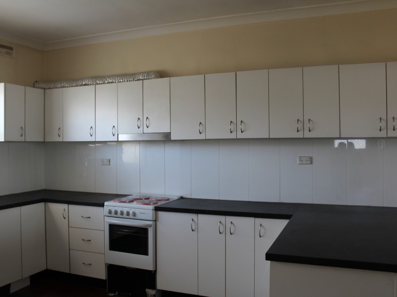 13 Oliver Street, Glen Innes NSW 2370