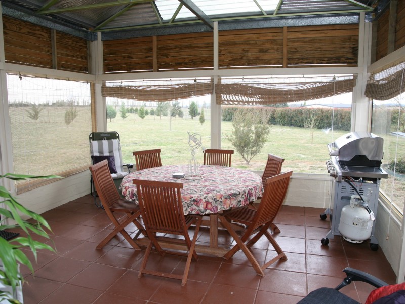 52 Galloway Place, Glen Innes NSW 2370