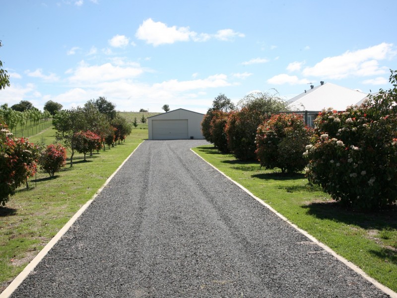52 Galloway Place, Glen Innes NSW 2370