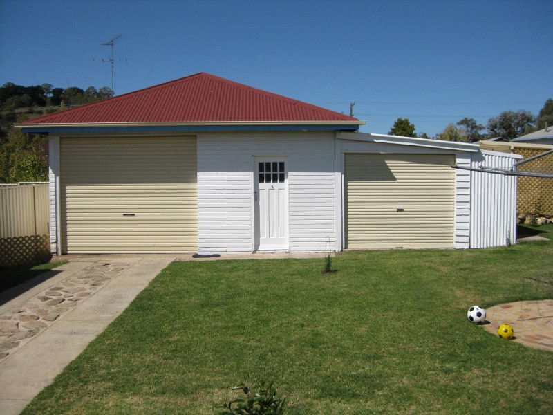 35 Pitt Street, Glen Innes NSW 2370