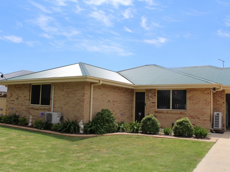 67 Derby Street, Glen Innes NSW 2370