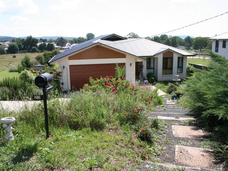 20 Bates Avenue, Glen Innes NSW 2370