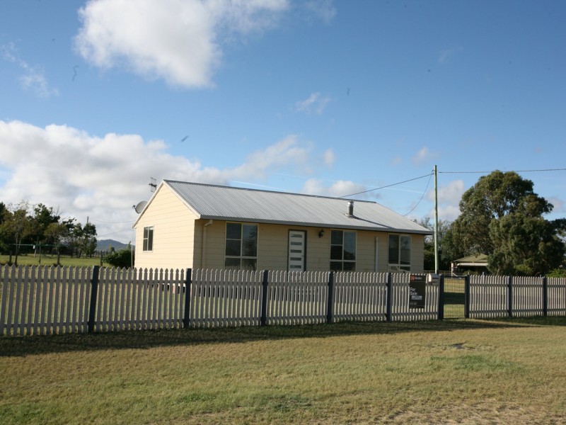 10 Valley Street, Deepwater NSW 2371