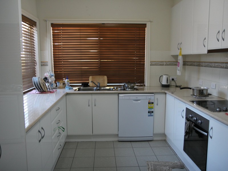 2/205 Bourke Street, Glen Innes NSW 2370