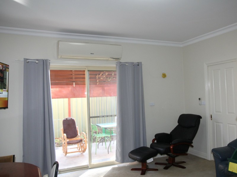 2/205 Bourke Street, Glen Innes NSW 2370