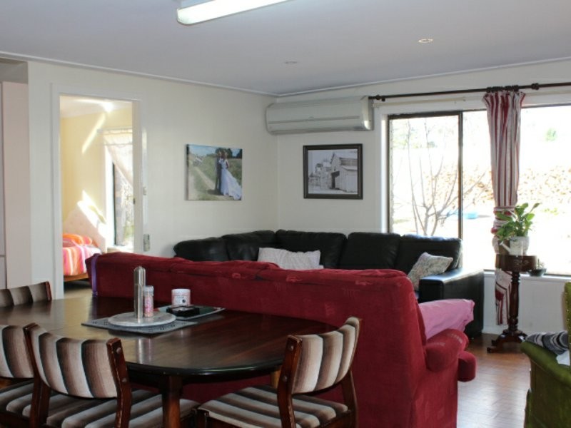 155 Cramsie Crescent, Glen Innes NSW 2370