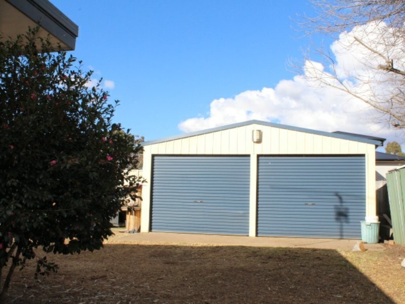 155 Cramsie Crescent, Glen Innes NSW 2370